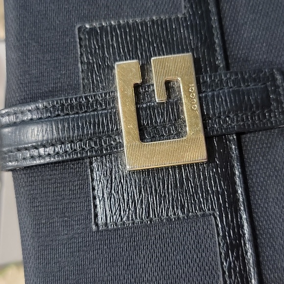 Authentic Gucci wallet - Picture 6 of 11